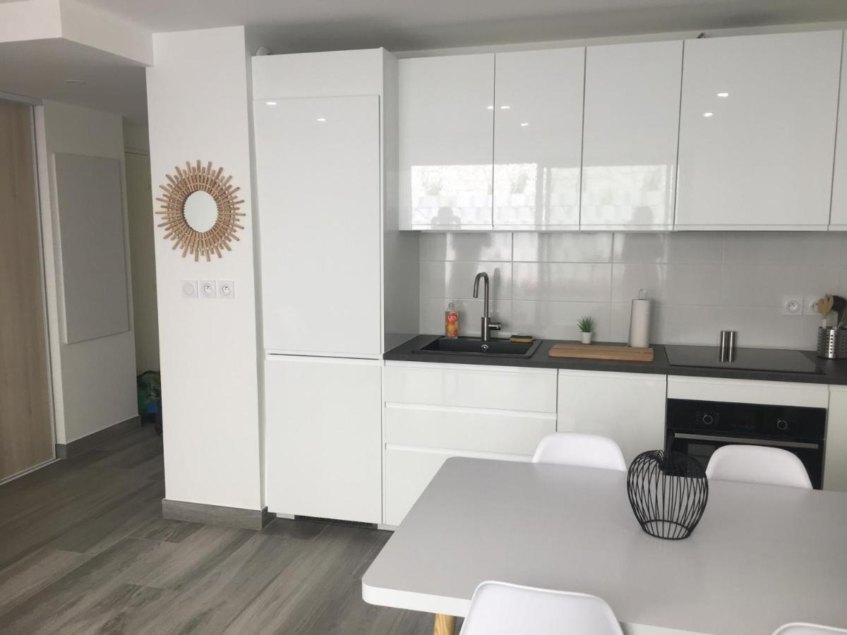 Studio De Prestige Dans Residence Face A La Mer Bandol Exterior photo
